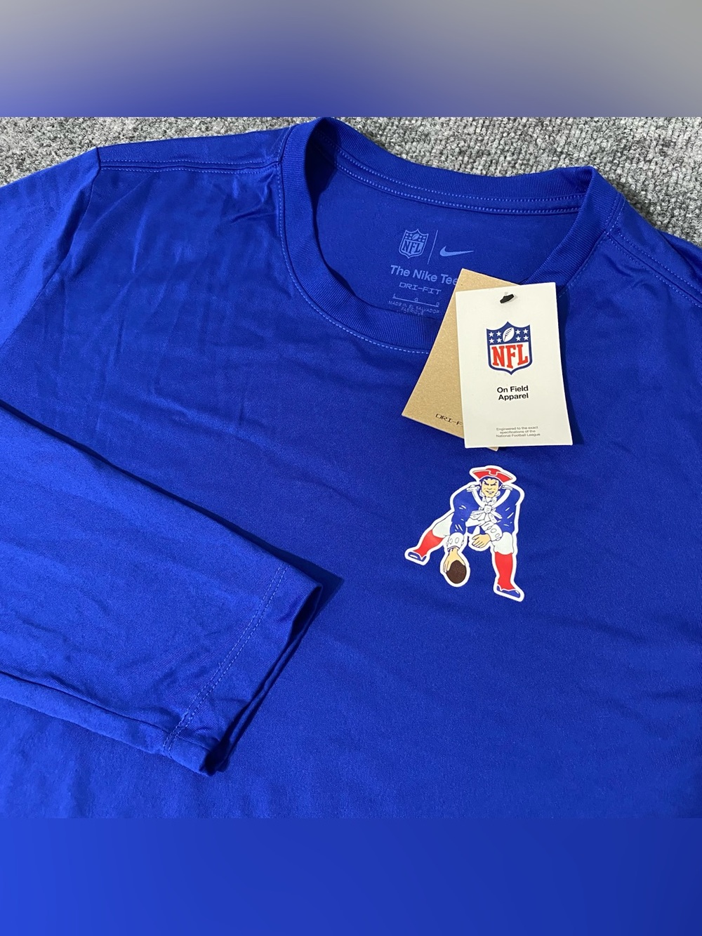 Nike New England Patriots Legend Small Logo Dri FIT Shirt Men’s Large NWT